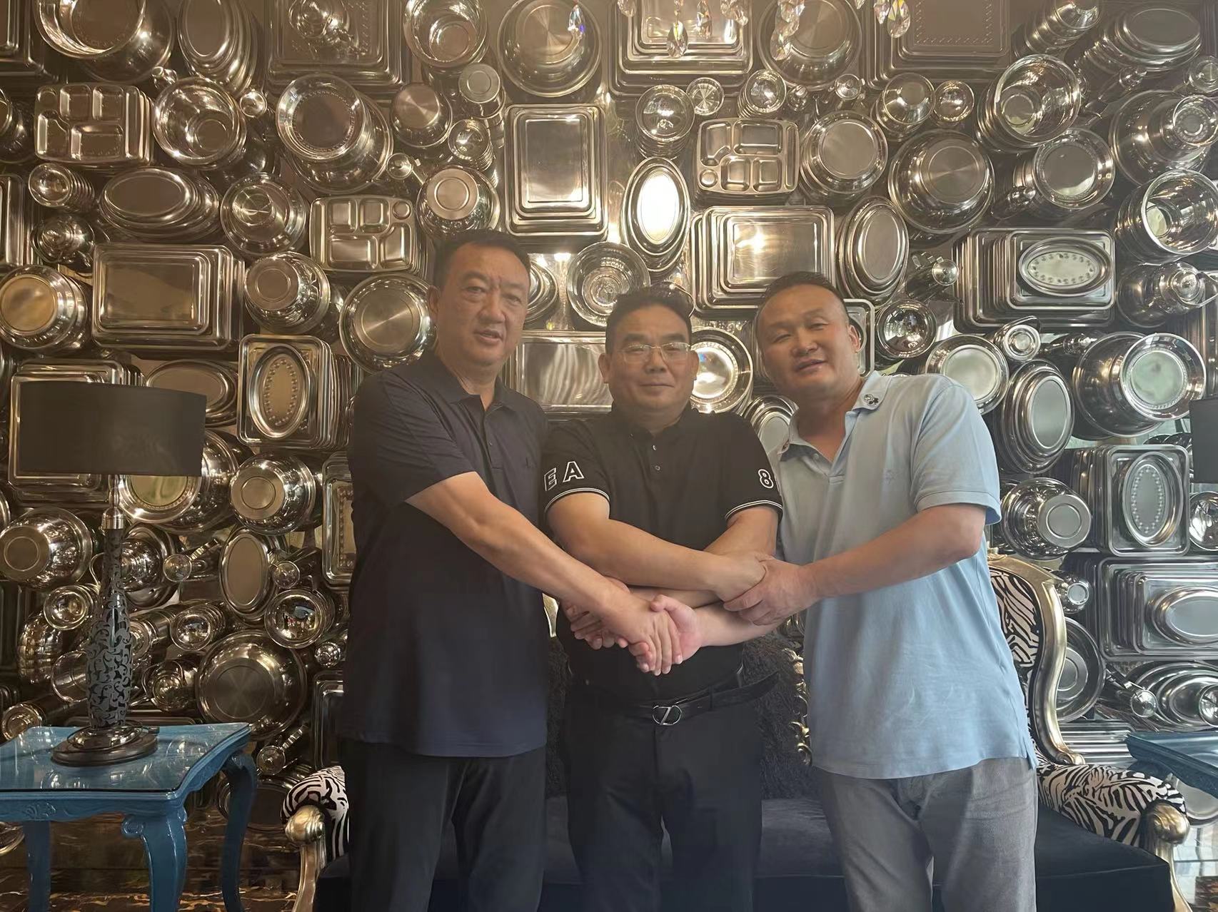 战略合作谋发展，优势互补促共赢——湖南发展集团矿业公司与西藏藏格创投集团签署战略合作框架协议